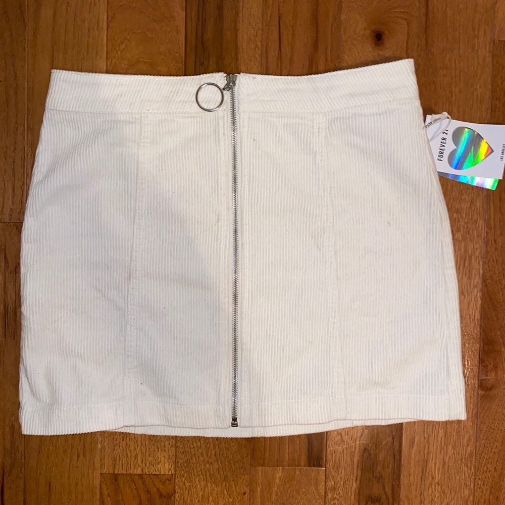 ZIP UP SKIRT